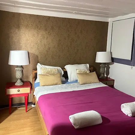 Apartment With Balcony Near Rossio Lisbon